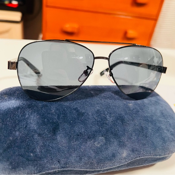 Pug Sunglasses - Picture 4 of 6